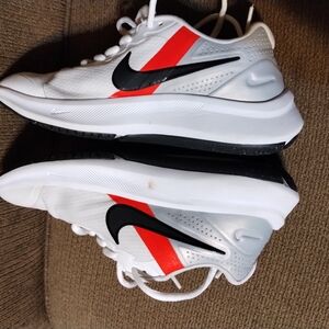 Nike White and Black Sneakers with Red Accent